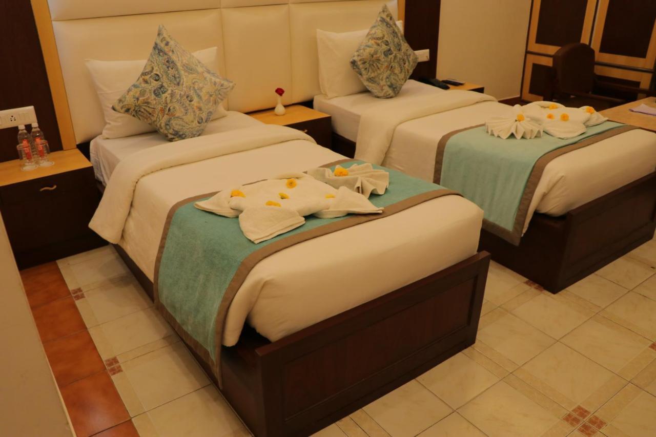 Hotel Clarks Inn Express Bharatpur Exterior foto